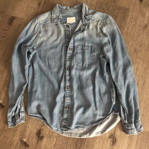 American eagle jean jacket/shirt
